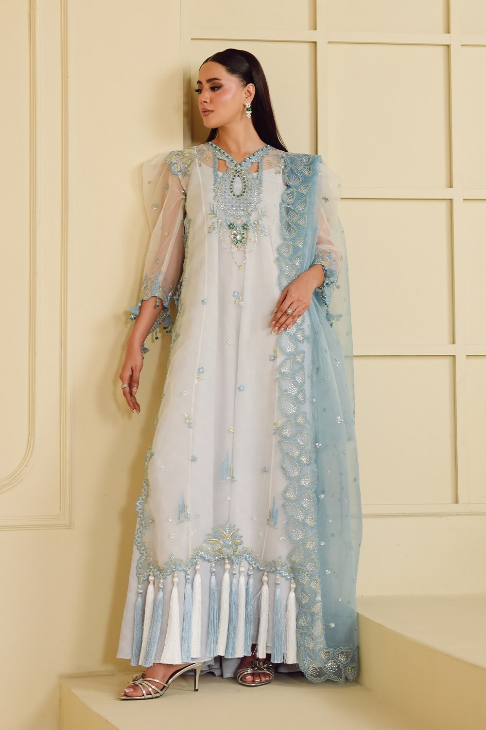 Icy Noor [FOZ-501]