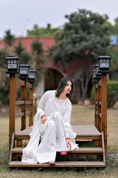 White Empress FZ- D 304